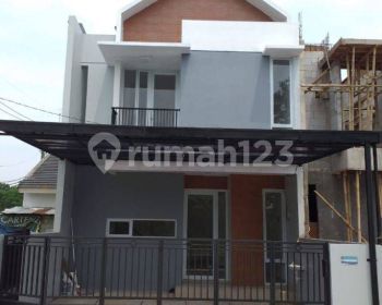 Dijual Rumah 800 An Juta Dekat Tol Desari Pancoran Mas