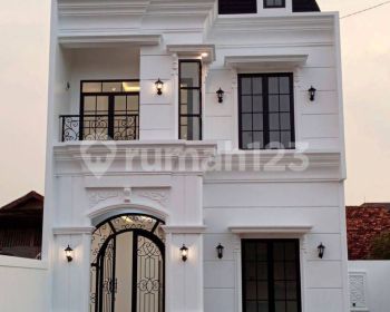 Dijual Rumah American Clasic Dekat Tugu Tanah Baru Beji