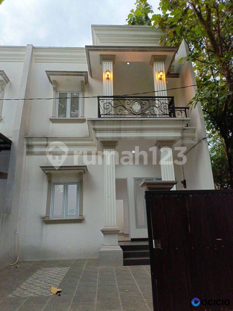 Dijual Rumah Murah Dekat Stasiun Depok Baru