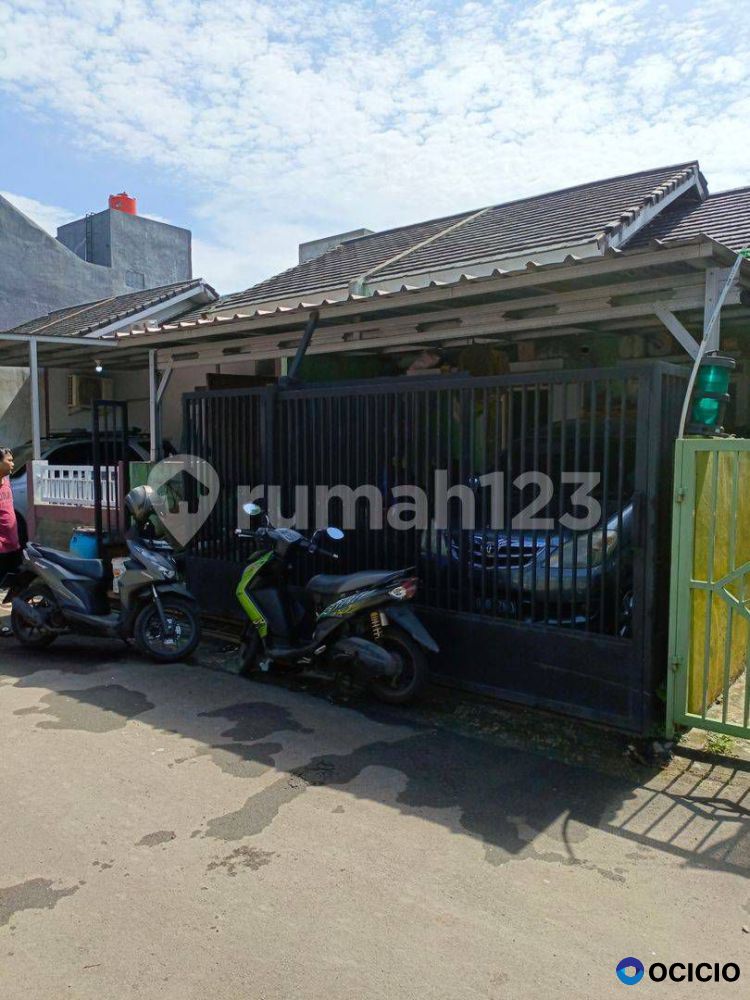 Dijual BU Rumah Murah Dalam Komplek Di Meruyung