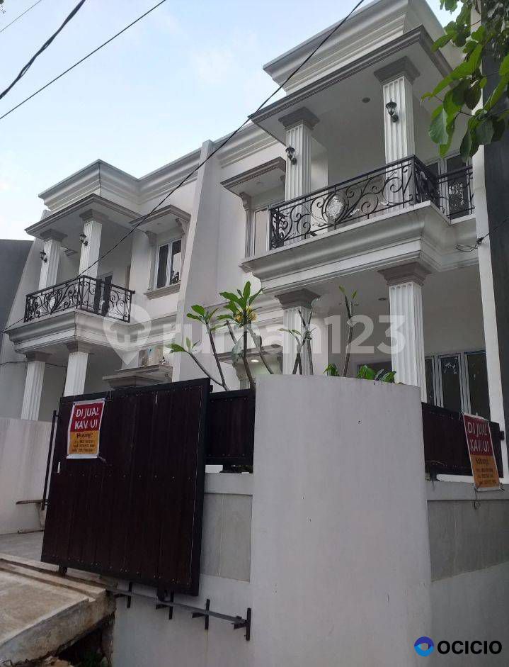 Rumah Hook 2 Lantai Dan Siap Huni Di Kavling Ui Barat Beji