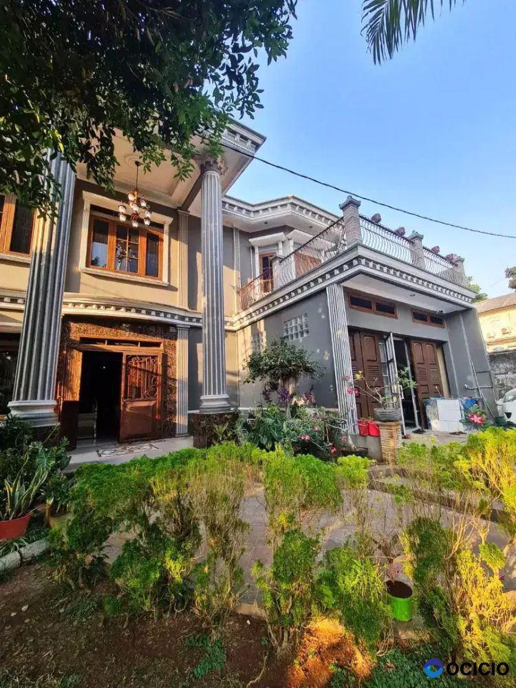 Dijual rumah modern klasik furnished luas tanah 583 di pondok indah