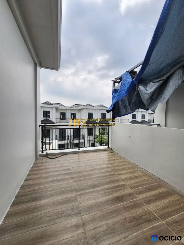 JUAL CEPAT Villa Siap Huni Komplek Jewel Park Jalan Starban - Polonia