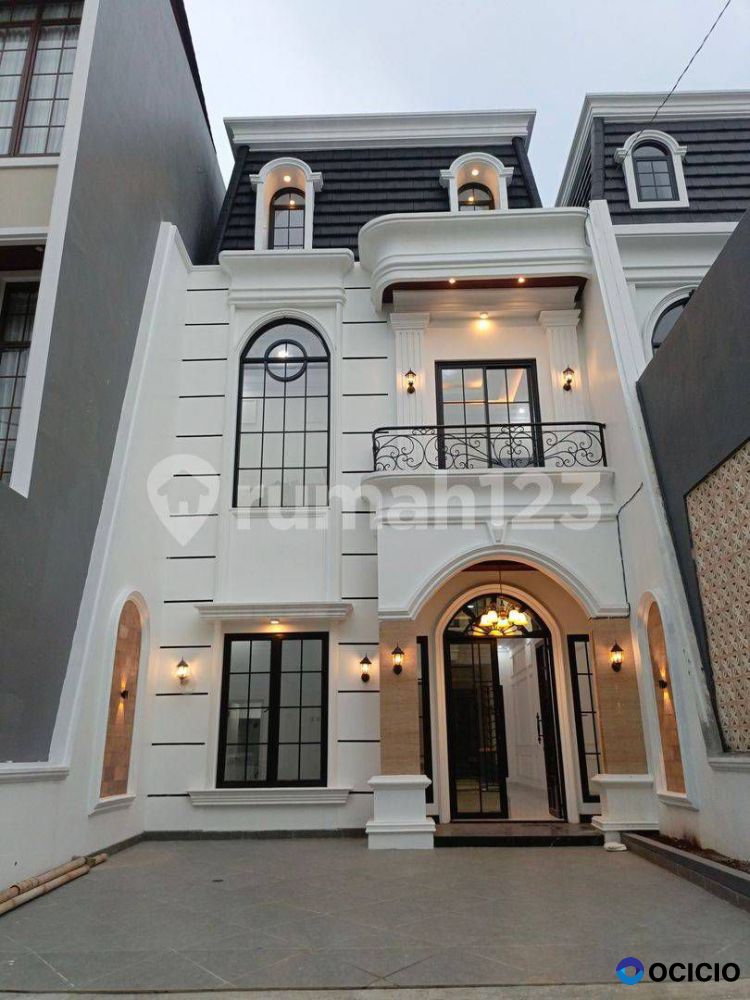 Dijual Rumah American Clasic Ada Privat Pools Di Jagakarsa