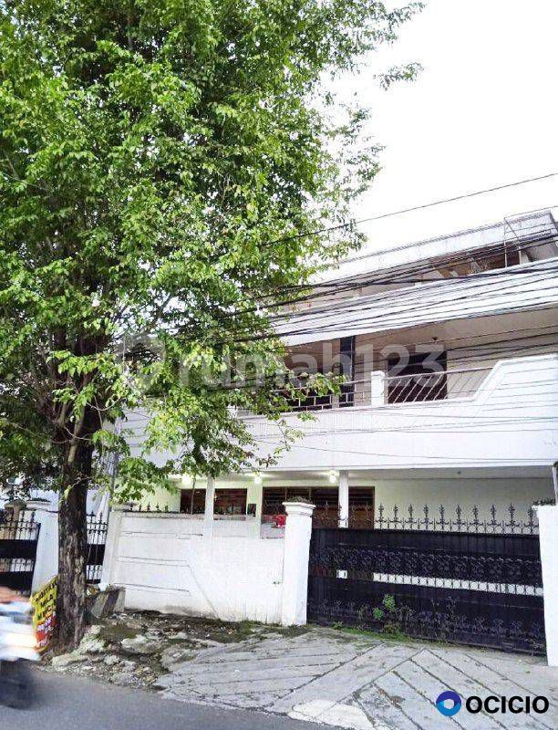 DIJUAL EDISI BU RUMAH 3 LANTAI DI DUKUH KUPANG BARAT SURABAYA