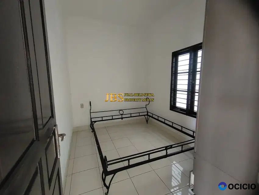 Jual Villa Siap Huni di Komplek Cemara Asri Jalan Camelia - Medan