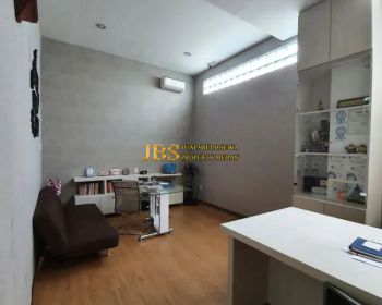 Dijual 2 Unit Ruko Gandeng di Jalan Gereja Simp. Bhayangkara - Medan