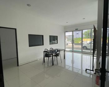 Dijual Cepat Pabrik Bagus di Delta Silicon