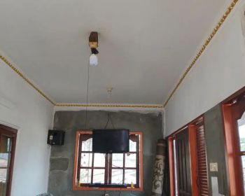 Dijual Rumah Warung dan 1 Kontrakan Dijakarta Timur