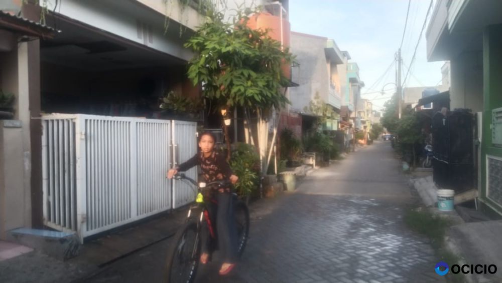 Rumah Dua Lantai Cluster Cipondoh Makmur