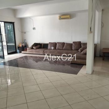 Disewakan Rumah untuk office / usaha di Kebayoran Baru dekat Dharmawangsa