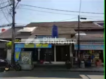 Dijual Rumah Berikut Kost 10M (nego) di jl. KRAMAT JAYA BARU, Johar baru