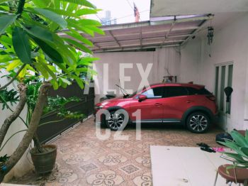 dijual rumah B U BINTARO JAKARTA SELATAN