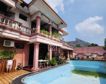 Dijual Rumah Lebak bulus  jakarta selatan