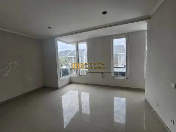 Dijual Villa Siap Huni di Komplek Citraland Gama City Cluster Maldives