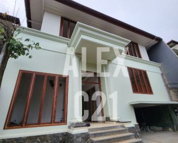 Dijual Rumah Brand New di Kemang area Jakarta selatan
