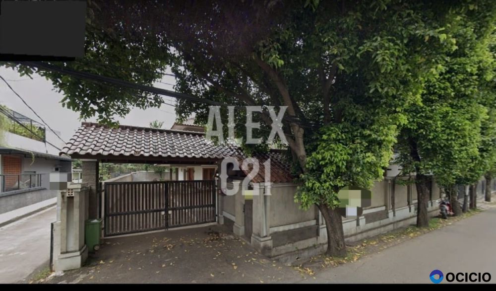 dijual rumah lokasi sangat strategis di Cilandak, Jakarta Selatan