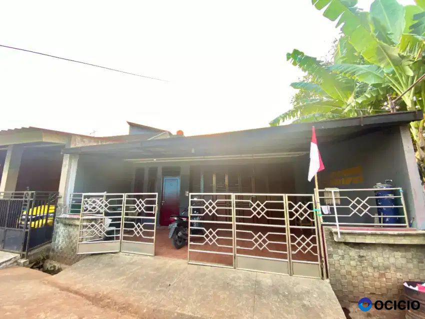 Dijual murah rumah LT 140 LB120 bagus siap huni di perumahan jatiasih