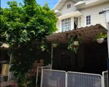 Dijual rumah siap huni 2 lantai di kemang pratama 3