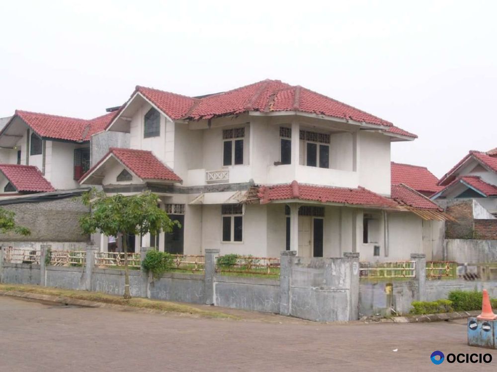 Dijual Rumah di Jl.Anggrek Loka, Graha Raya Bintaro Jaya, Tangerang Selatan