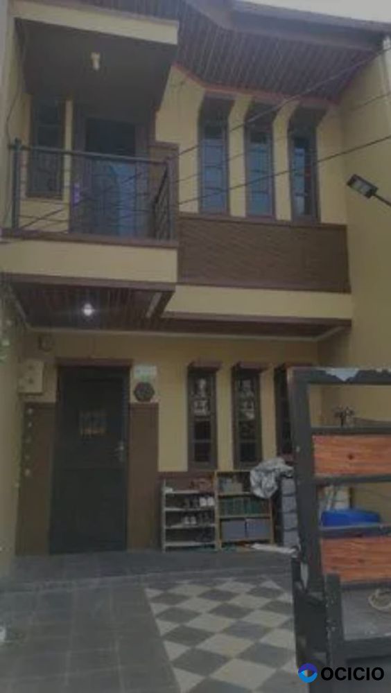 Rumah Di Komplek Puri Semanan dekat Mall, Kampus, Tol, RS