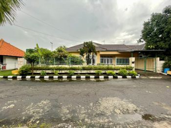 Dijual Rumah Sutorejo Prima Selatan Surabaya Terawat