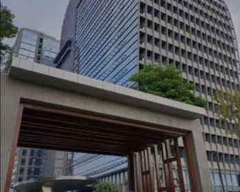 Gedung L’Avenue dekat Mall,Tol,Kampus,RS