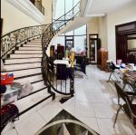 thumbnail-dijual-rumah-villa-royal-pakwuon-city-surabaya-2