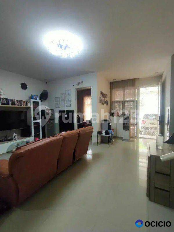 Rumah Bagus Siap Huni di Griya Galaxy dekat Raya MERR Surabaya