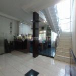 thumbnail-rumah-di-rungkut-barata-modern-american-style-2