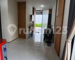 thumbnail-rumah-minimalis-modern-2-lantai-bonus-semi-furnished-4