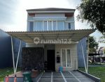 thumbnail-rumah-2-lantai-di-graha-natura-surabaya-nyaman-homey-0