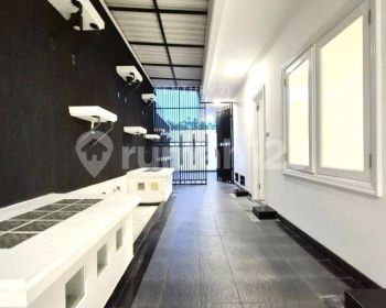 Rumah Luas Rapi Lokasi Bintaro Sektor 8  5329