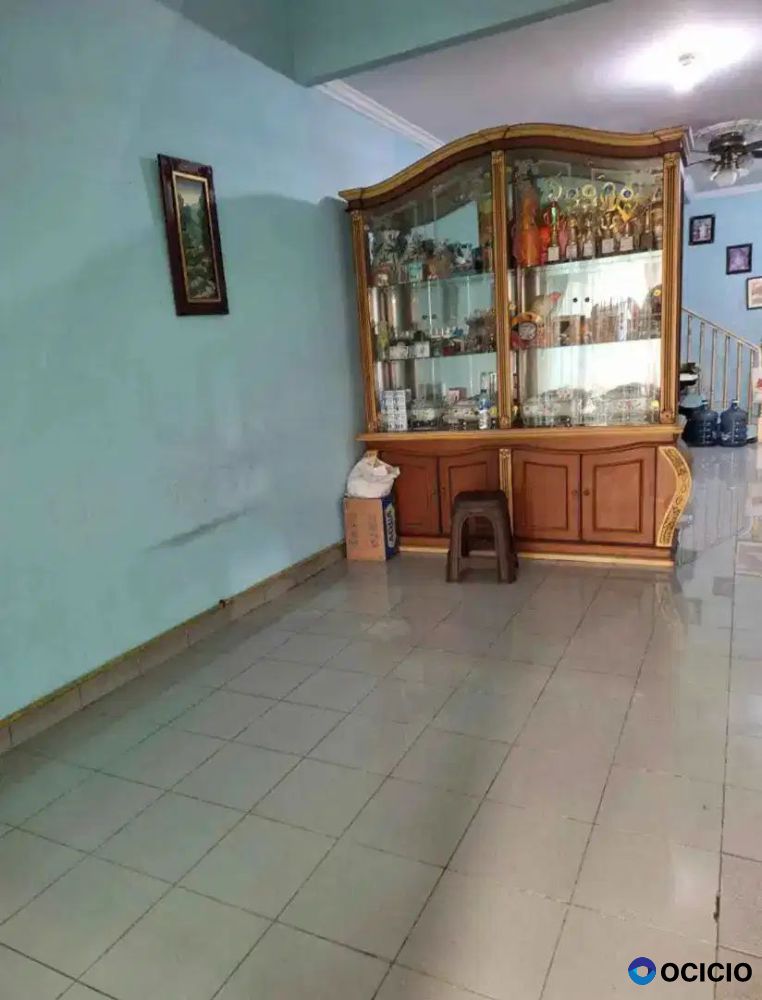 Rumah palem semi Karawaci Tangerang