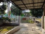 thumbnail-rumah-depan-taman-dan-mushola-vila-rizki-ilhami-tangerang-5