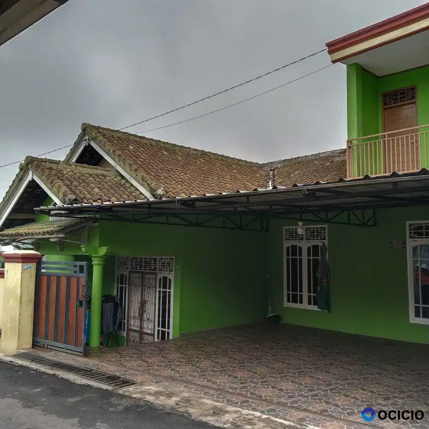 Rumah 4 kamar di pramuka rajabasa