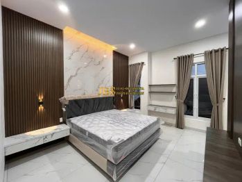 Villa Lux Dijual di Komplek Opera House Jalan Suluh - Pancing, Medan