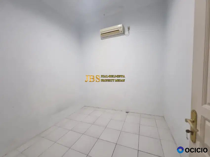 Dijual Rumah di Komplek Cemara Hijau - Medan Kondisi Siap Huni