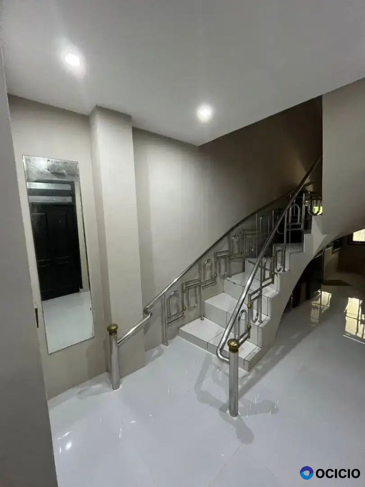 Dijual rumah mewah semifurnished LT 128 LB140 di galaxy depa taman