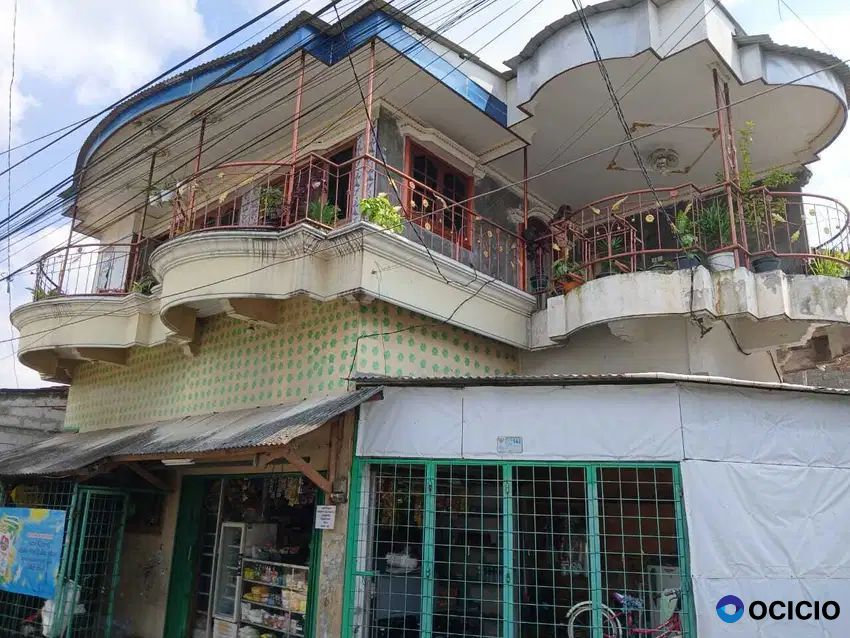 Dijual Rumah Warung dan 1 Kontrakan Jakarta Timur