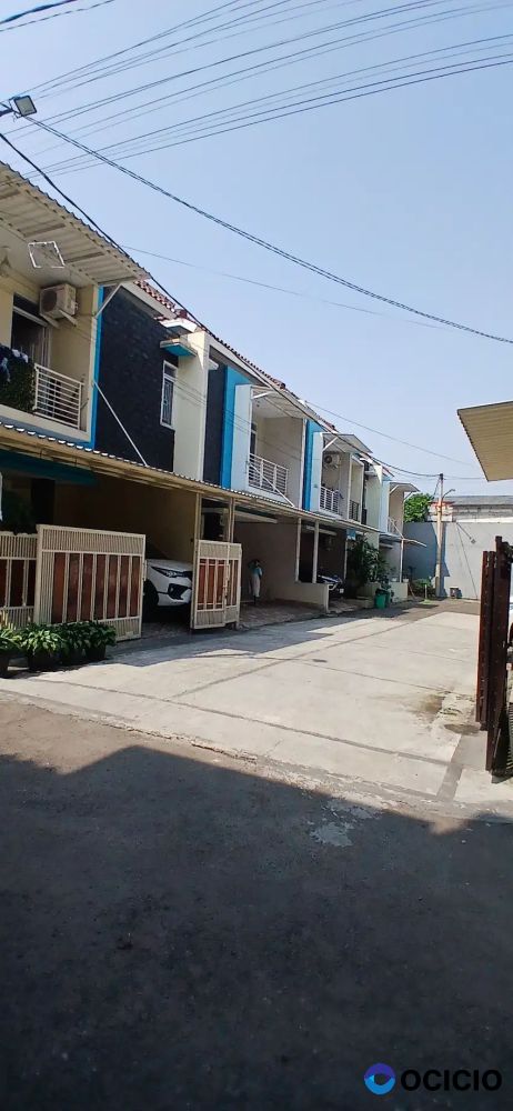 Rumah Cluster 2 Lantai Siap Huni Dijakarta Timur