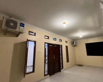 Disewakan rumah mewah bangunan baru tingkat di pekayon bebas banjir