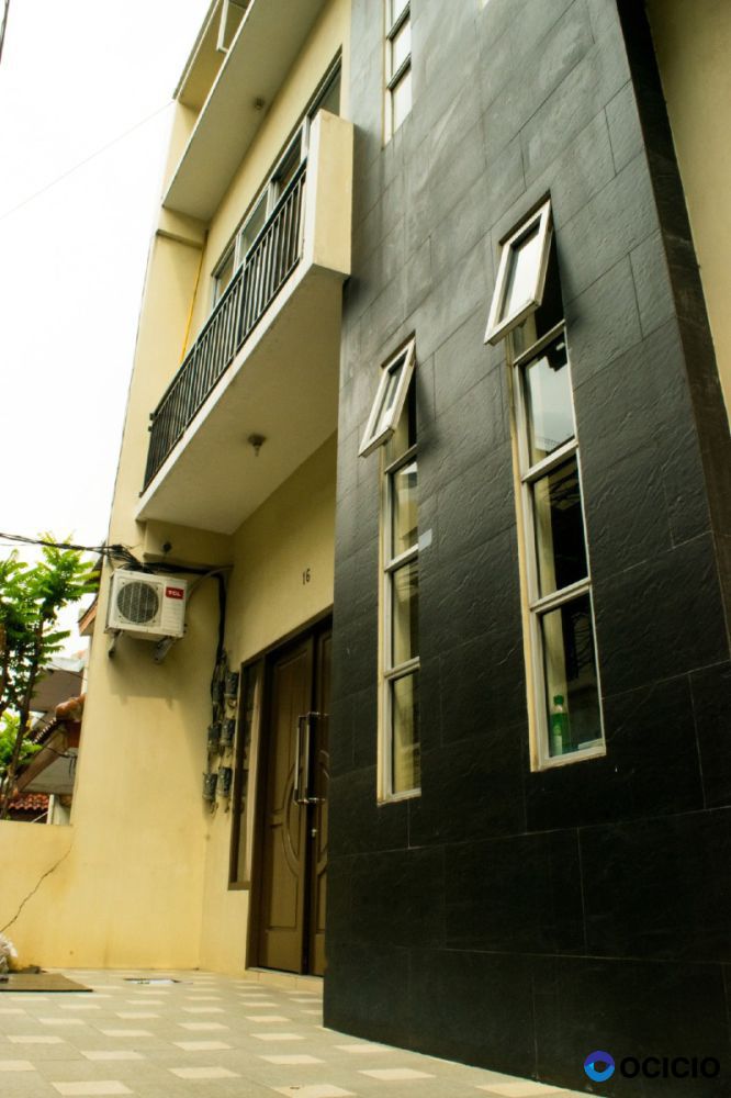 Kosan di Grogol Jakarta Barat Dekat Mall Taman Anggrek, Citraland