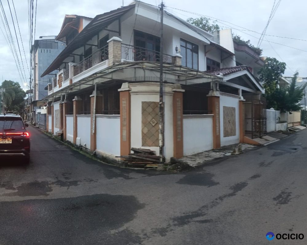 Rumah huk Tanjung Duren Utara dekat Mall, Kampus, Tol, RS