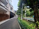 thumbnail-dijual-rumah-baru-di-jalan-menteng-1-gang-ii-4