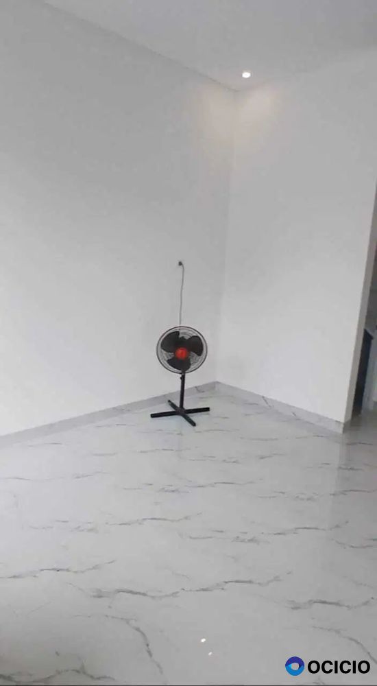 Rumah Komplek Di Jakarta Timur