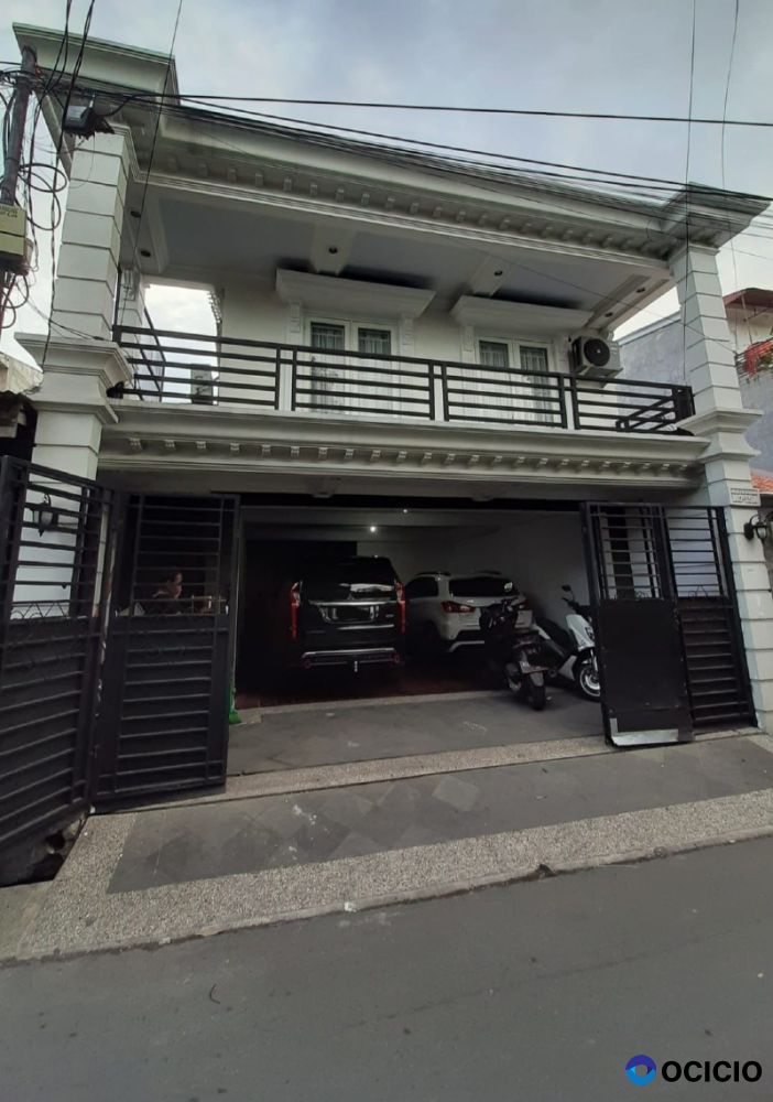 Dijual Rumah Usaha di Kebun Jeruk dekat Mal, Tol, Kampus, RS