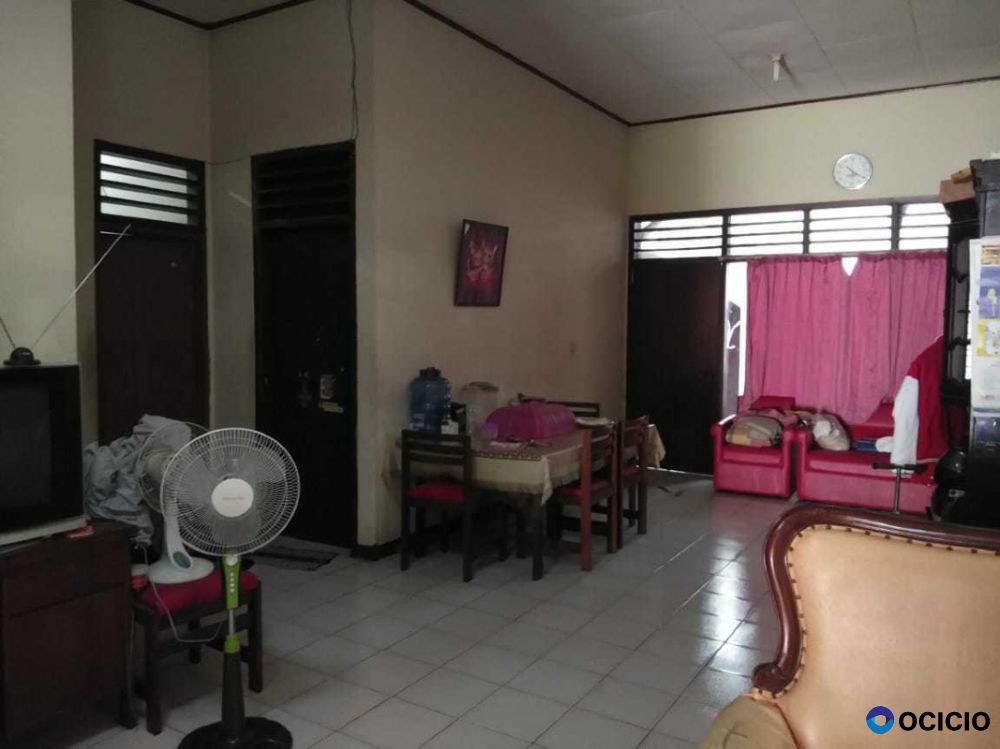 Dijual Rumah Daerah Kebun Jeruk dekat Mall, Kampus, Tol, RS