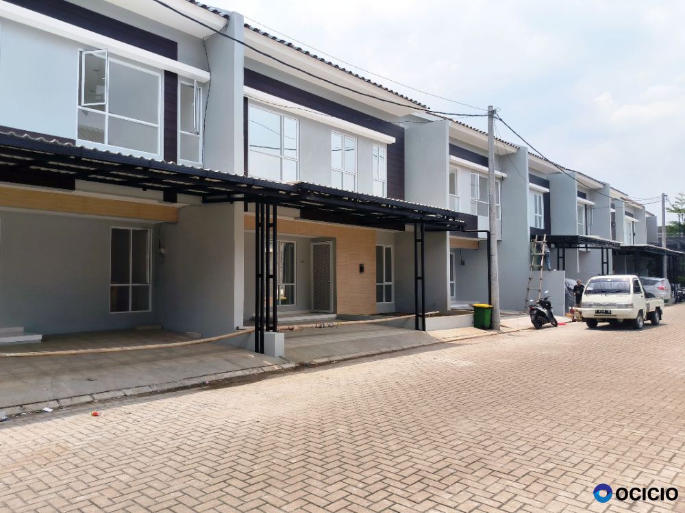Town House Casa Residence