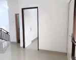 thumbnail-rumah-2-lantai-harga-700-jutaan-ready-stock-dekat-mall-pusat-pertokoan-6